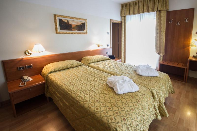 Hotel Sant'Ilario Rovereto  Ngoại thất bức ảnh